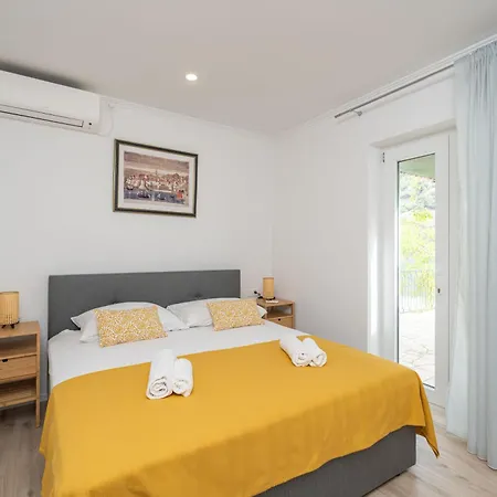 Three Olives Apartment