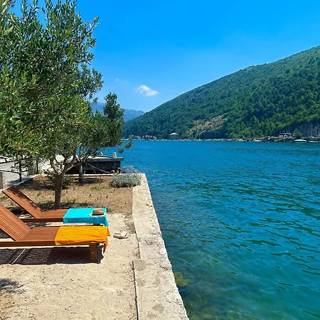 Three Olives Апартаменты *