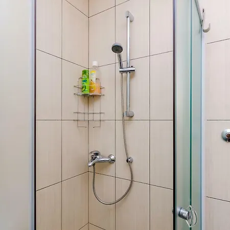 Three Olives Appartement *